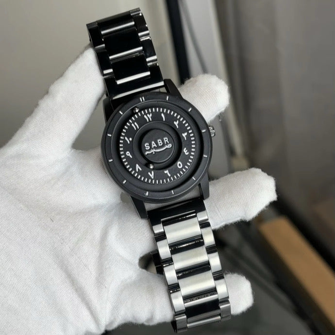 ⌚ Montre Magnétique SABR – Design Élégant & Innovant